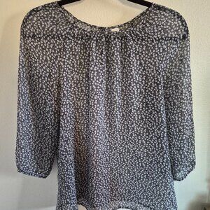 Old Navy sheer print blouse size M